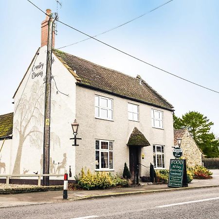 The Half Moon Inn And Country Lodge Yeovil Bagian luar foto